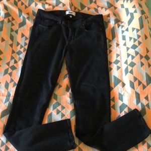 Paige skyline skinny jeans in black 28
